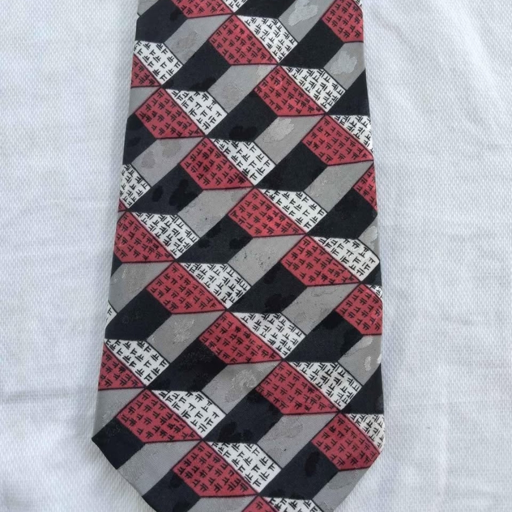 Private Collections Palace Silk Rome Paris Beverly Hills Geometric Necktie